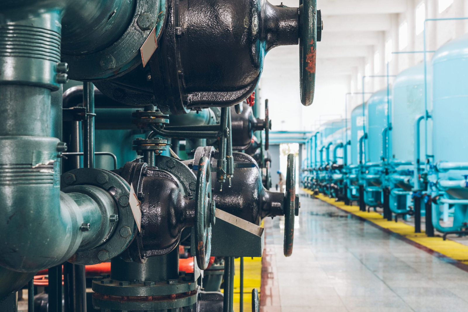 steel pipelines cables plant scaled