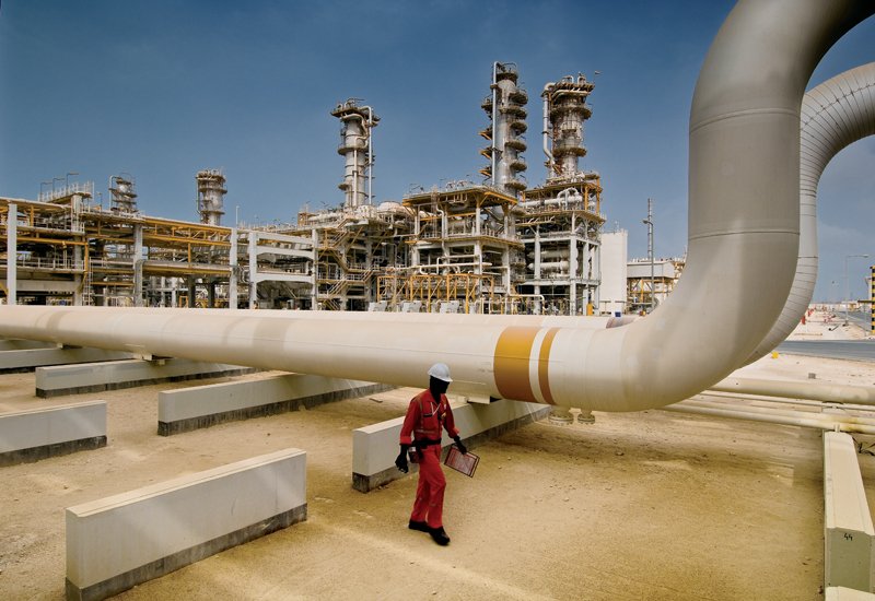 Valiol Trading engineer at Qatar project site