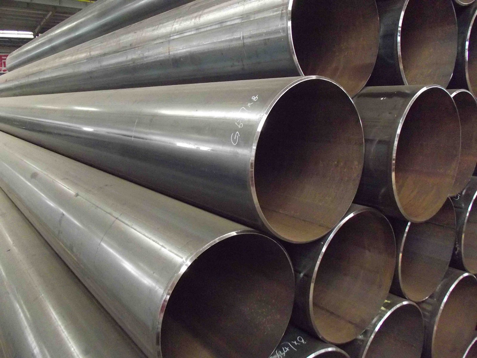 Carbon Steel & Stainless Steel Pipes Supplier Qatar — API 5L, ASTM A106, ASTM A312 — Valiol Trading Doha