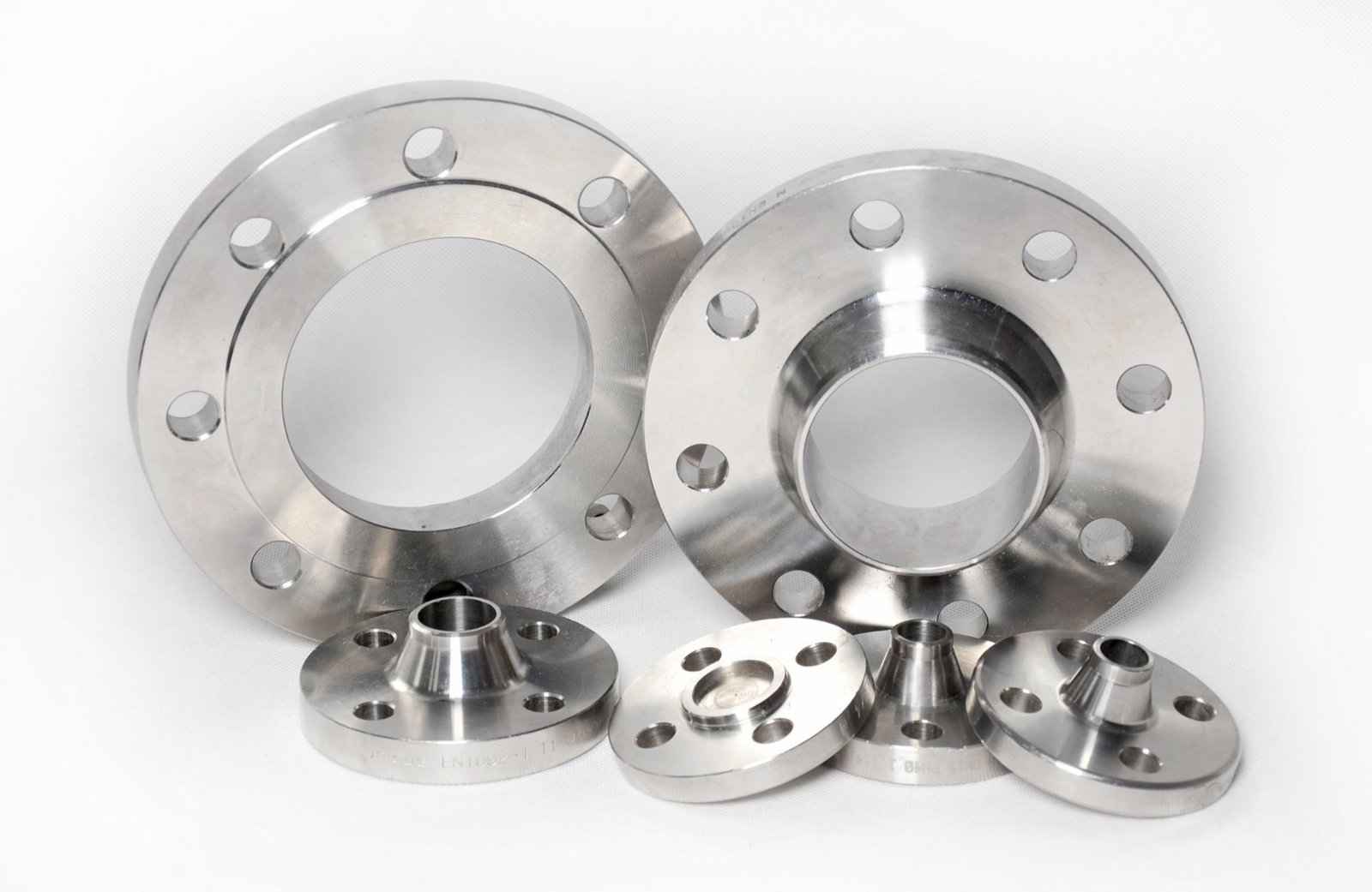 Pipe Flanges Supplier Qatar — ASME B16.5 Weld Neck, Slip On, Blind Flanges — Valiol Trading